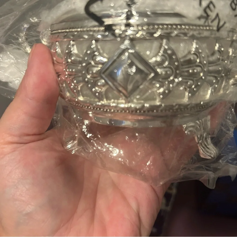 Golda Inc Silver Sugar Bowl – Tarnish Free – New in Box – Elegant Serveware